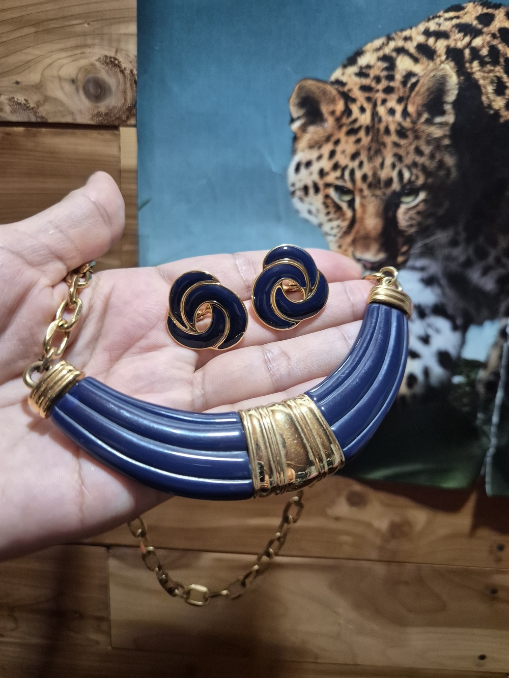 Morgan Taylor Navy Blue and Gold Curved Resin Necklace with Swirl Earrings